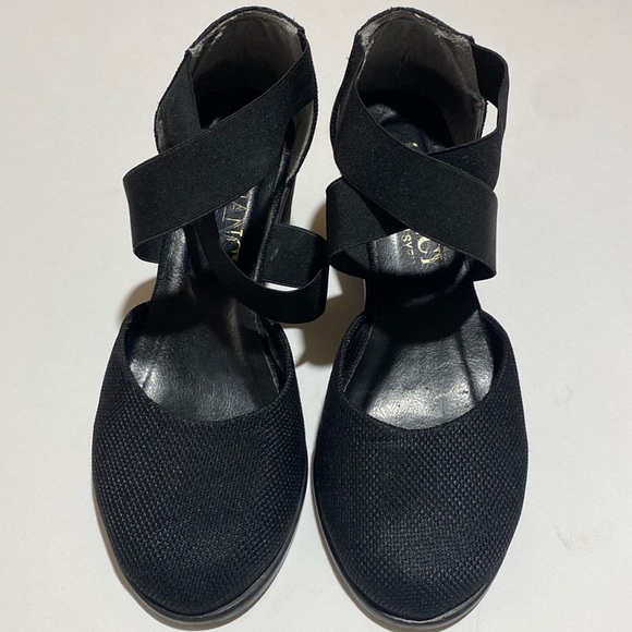 MNancy Chunky Heel with Straps Size 9.5 - Picture 3 of 5